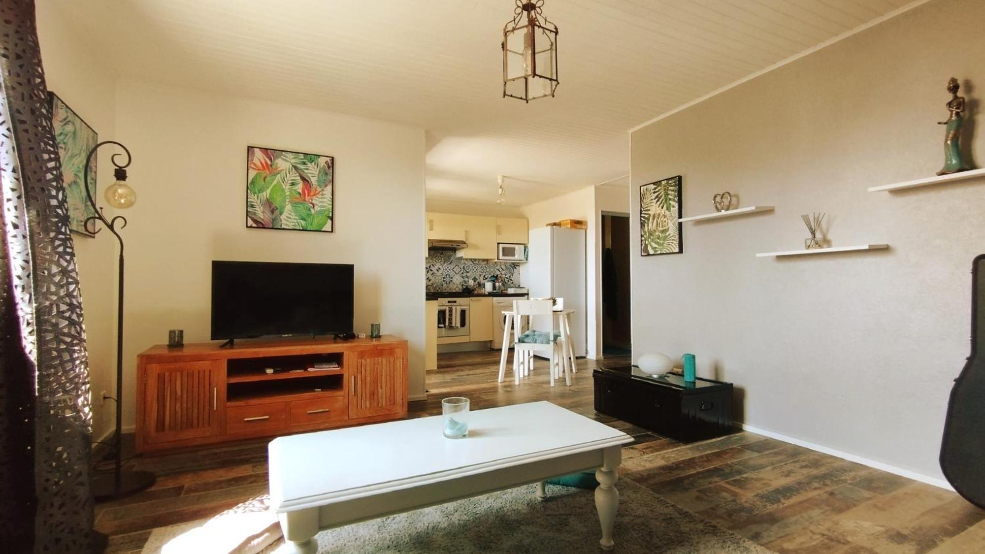 F2 Residence Oasis Terre Rouge A Saint Pierre Exterior foto